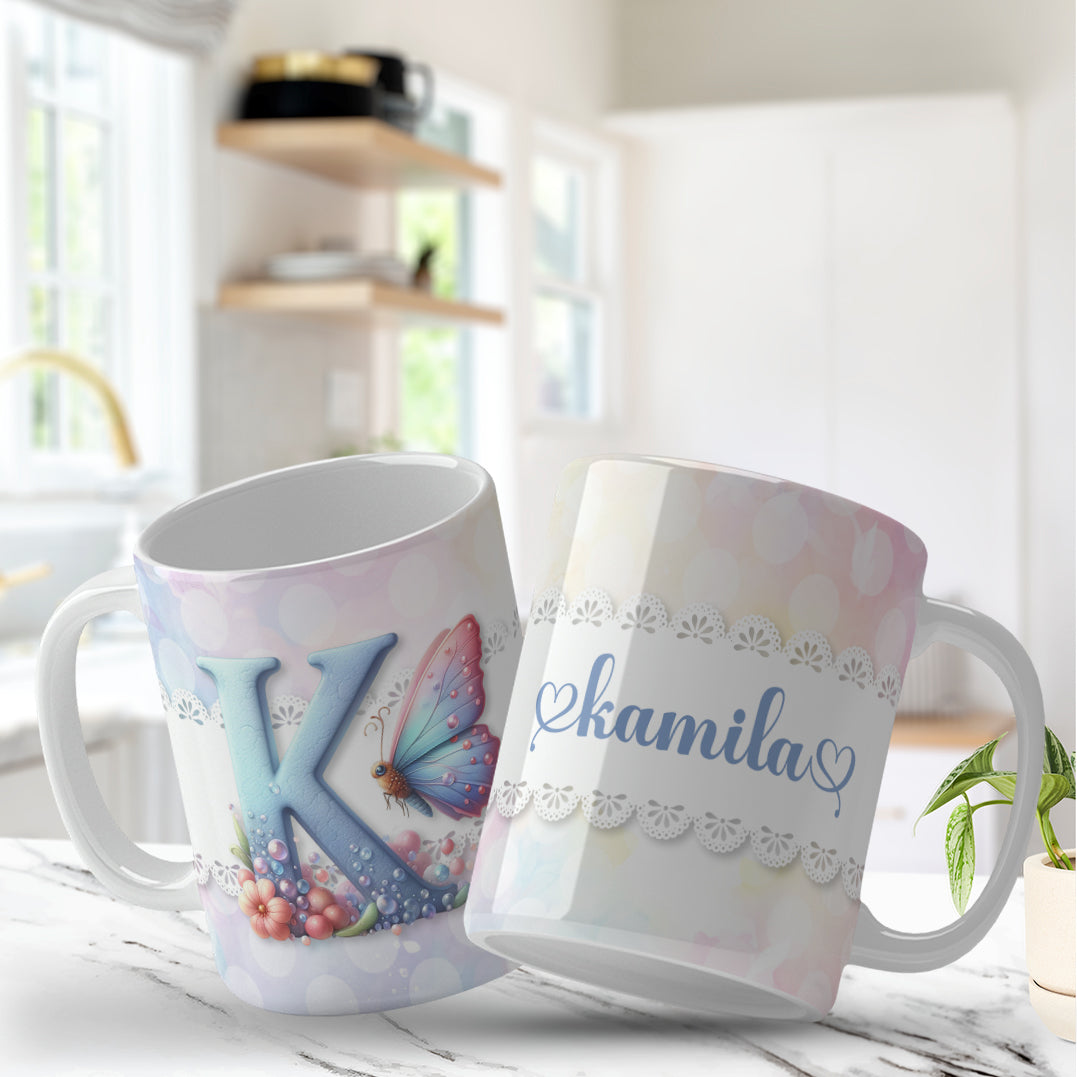 Personalized floral monogram mug with butterflies for sublimation, Caneca monograma personalizada com borboletas e flores para sublimação, Custom name and initial mug design with pastel butterflies and flowers, Caneca com nome e inicial personalizada com borboletas e flores delicadas, Butterfly and floral mug wrap for 11oz and 15oz sublimation mugs
